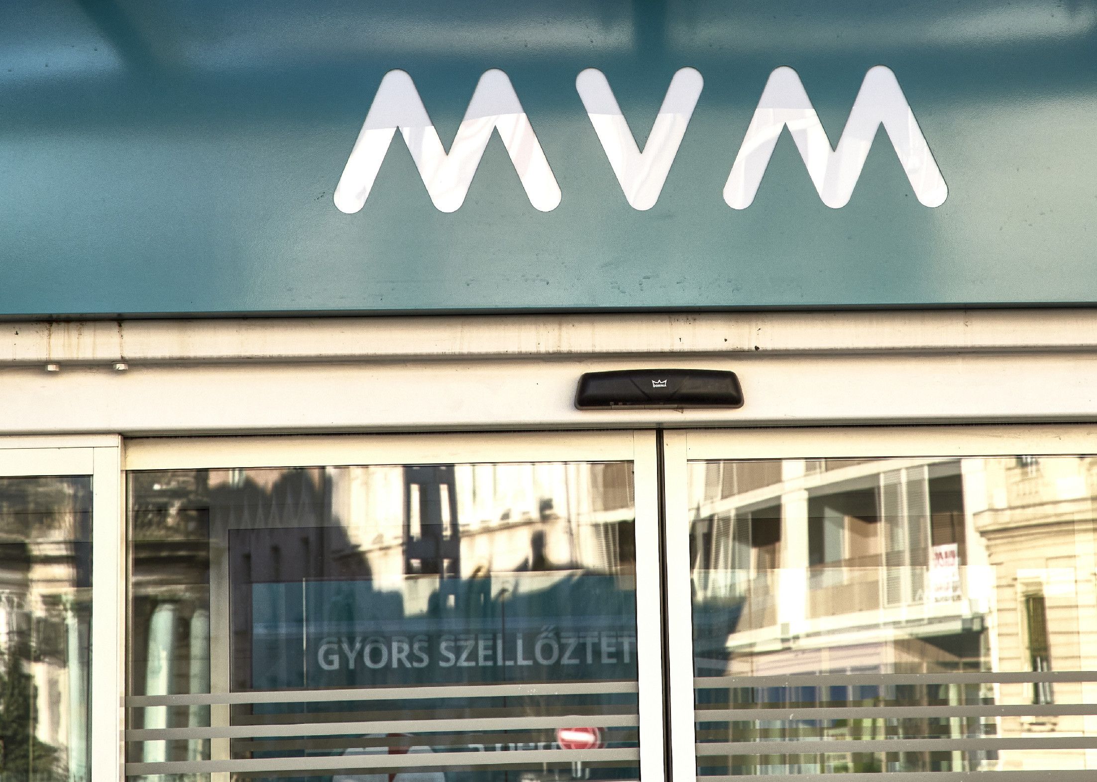 Figyelem! Átverés terjed az MVM nevével