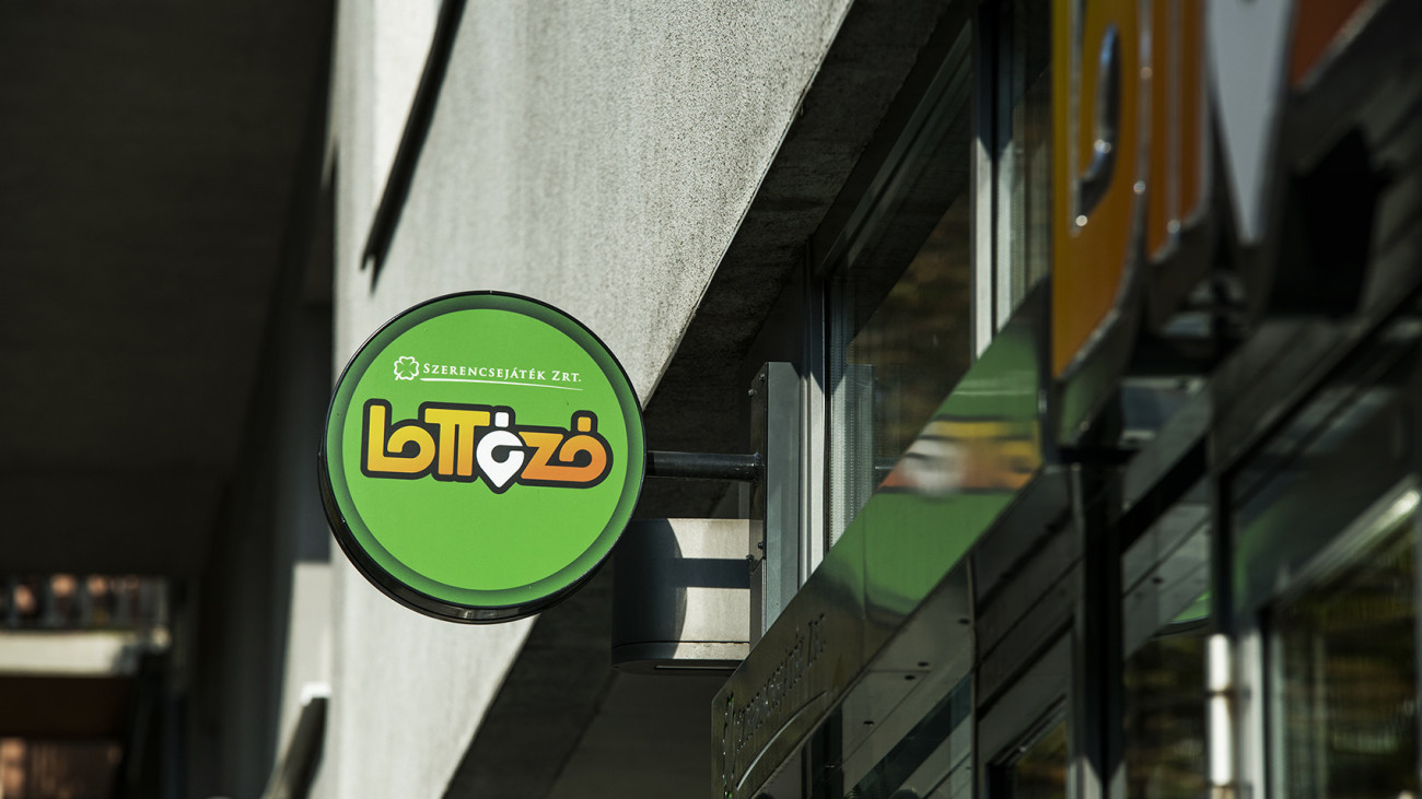 Senki nem vitte el a szilveszteri 7 milliárdos szuperlottót